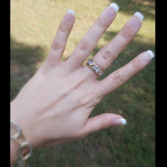 Two Tone X O Eternity Wedding Band Ring - Picture 6 of 8